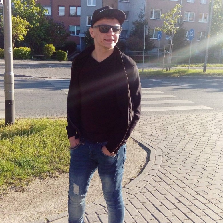 Roman Mohylko (RomanMohylko)