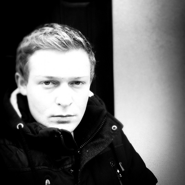 Vitaliy1995 (Vitaliy1995 Talmazan)