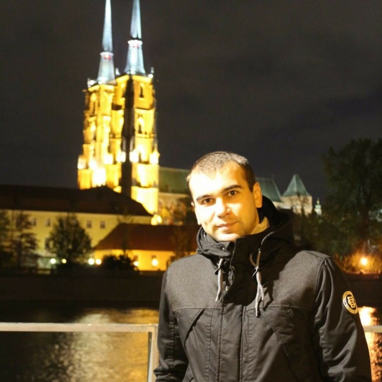 Sasha Kulish (SashaKulish1)