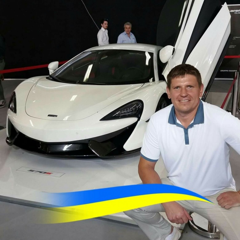 Юрій Бєлоусов (ЮрійБєлоусов)