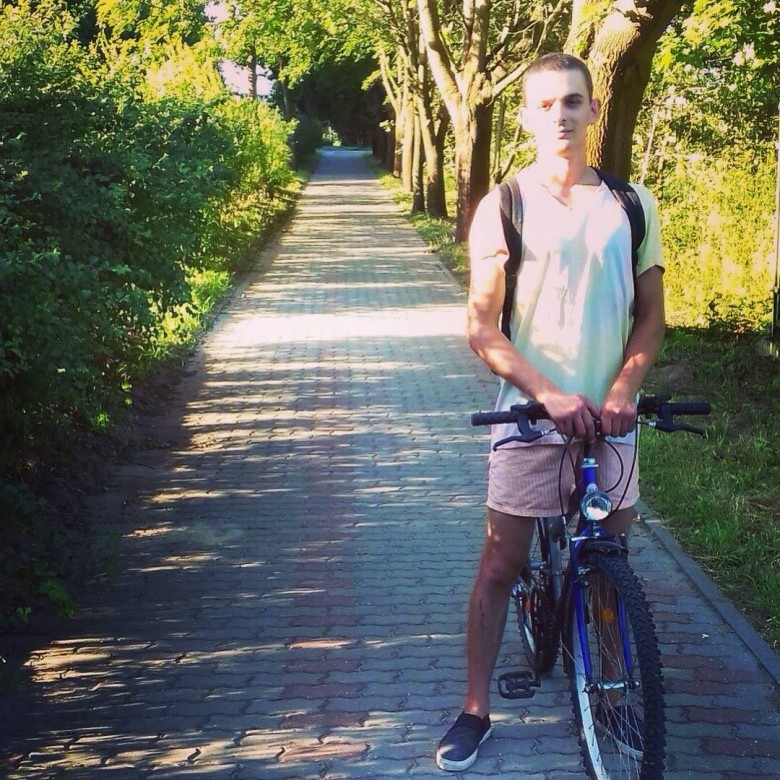 Vadim Tkachuk (VadimTkachuk)