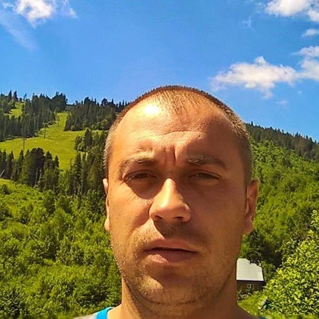 Andriy Yaremovych (AndriyYaremovych)