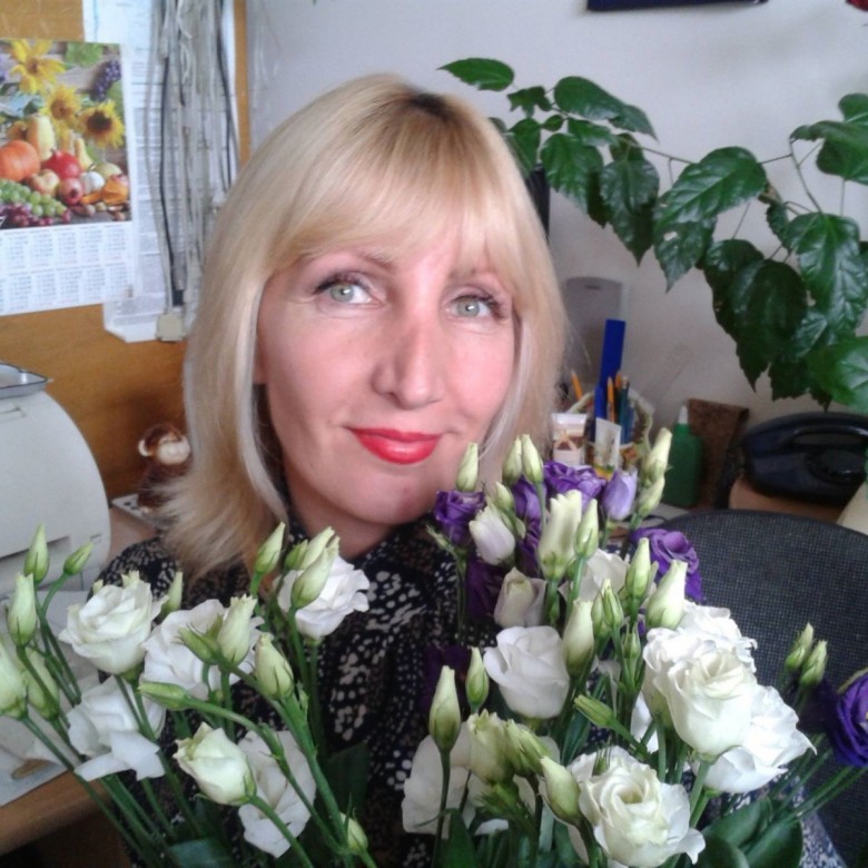 Lena  Lapushanskaya (LenaLapushanskaya)