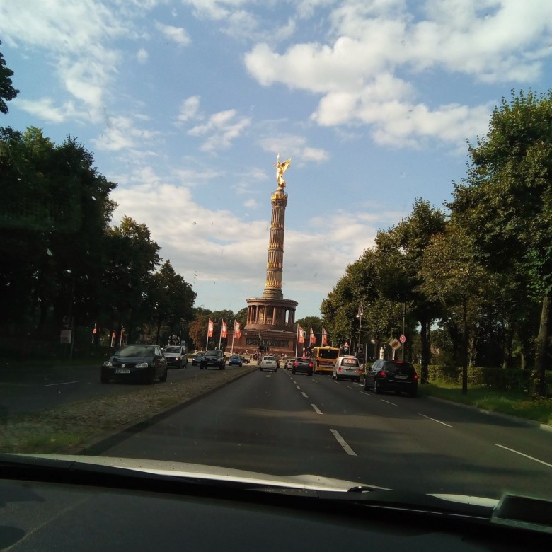Роман Упоров (РоманУпоров)