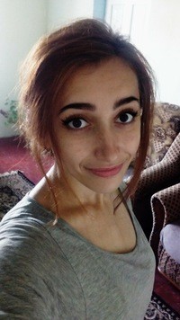 Ксюша Гузєєва (uyuiuyuioo)