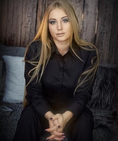 Целительница  (Целительница), Варшава