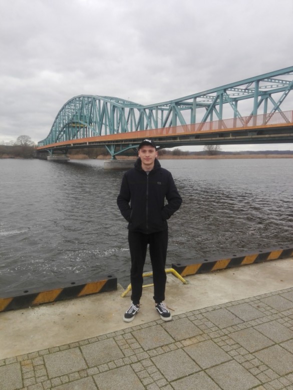 Жорик  (Жорик), Grifino, Чернівці