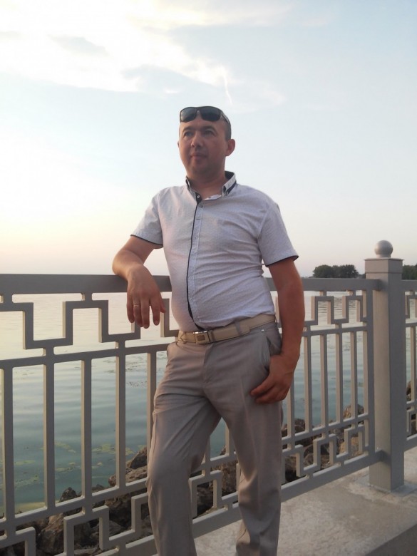 Pe-tro Петро (Pe-tro), Ґурдзьондз, Ternopil