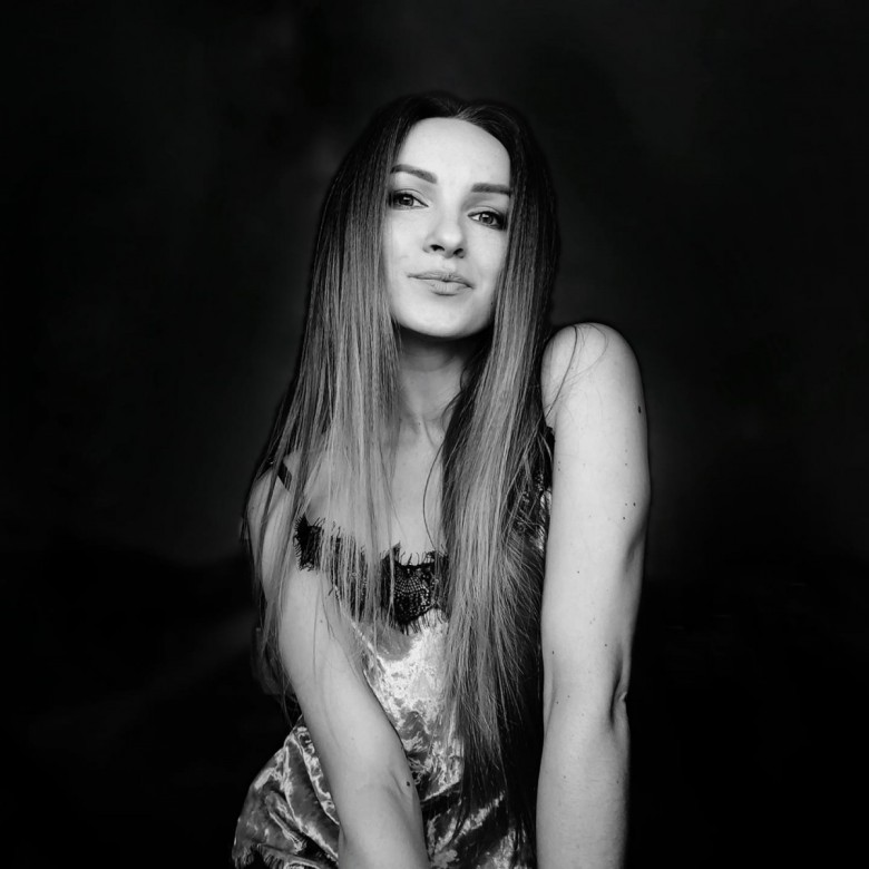Zina Kovalchuk (ZinaKovalchuk)