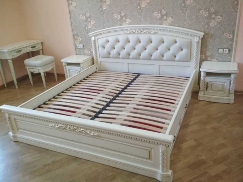Брати Теслярі  (Брати Теслярі), Краків, Львів