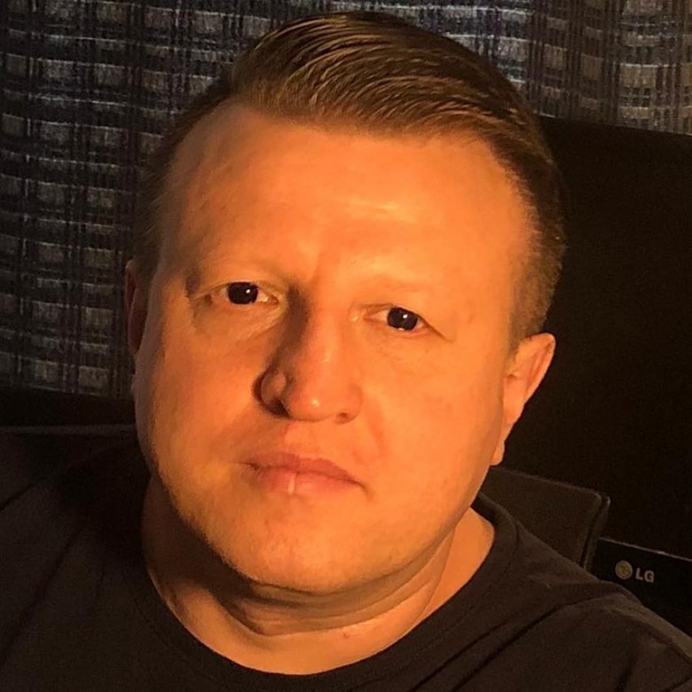 Oleksandr Ivakhniuk (OleksandrIvakhniuk)