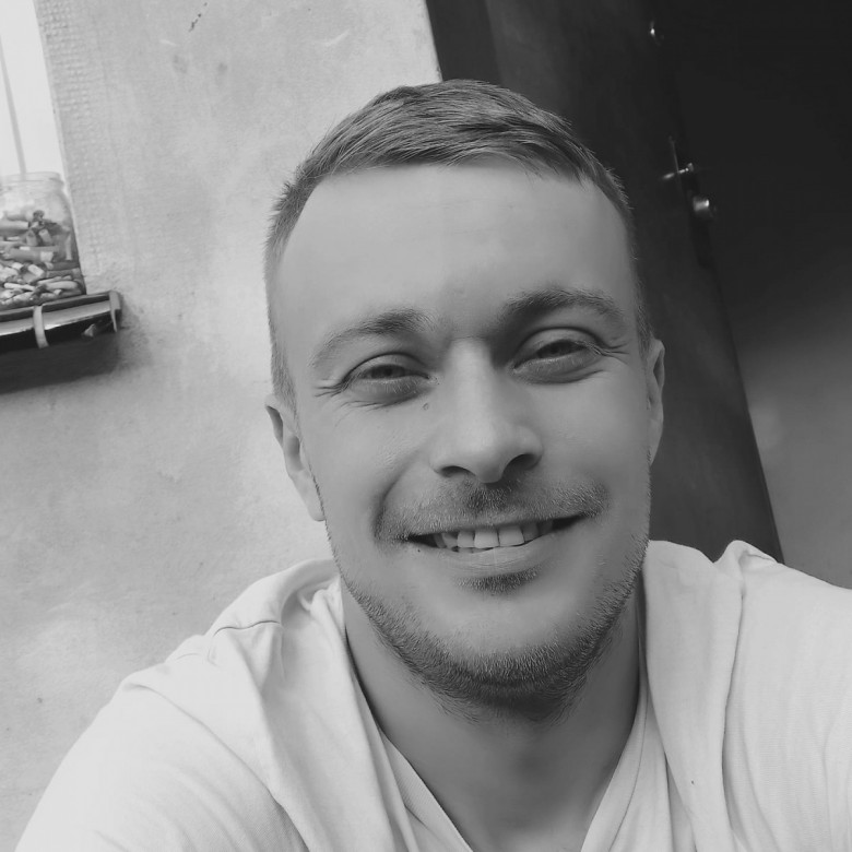 Mykola Mykola (MykolaMykola)