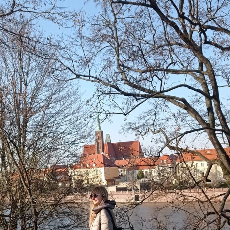 Irena Anis (IrenaAnis)