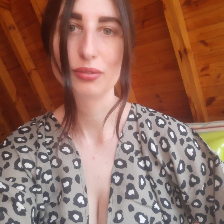 Lesia Holyk (LesiaHolyk), Намислув, Київ