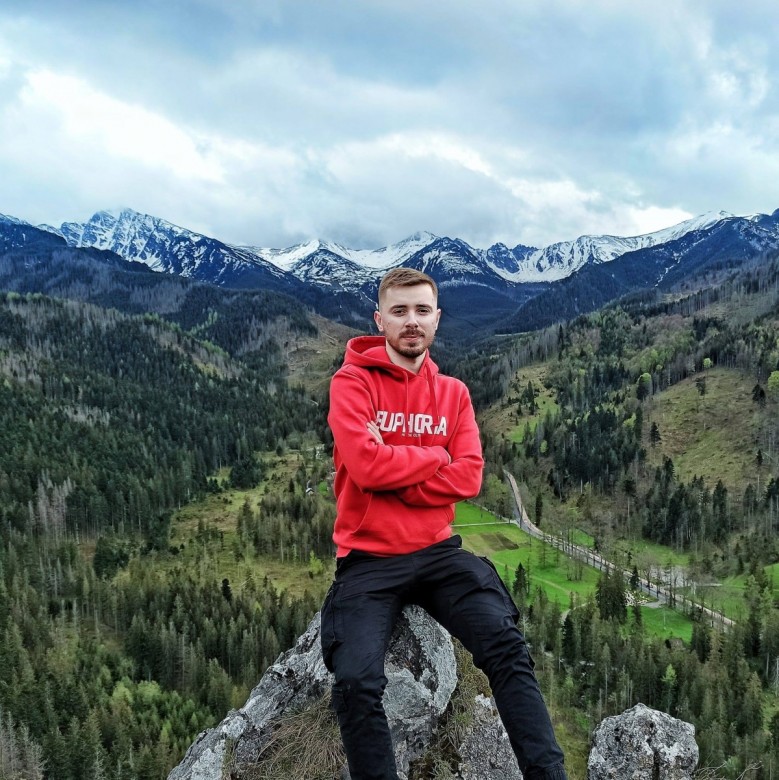 Vitaliy Polikovskiy (VitaliyPolikovskiy)