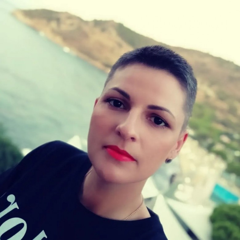 Halyna Kirichenko (HalynaKirichenko)