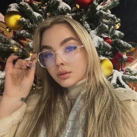 Anna Urbańska (AnnaUrbanska)
