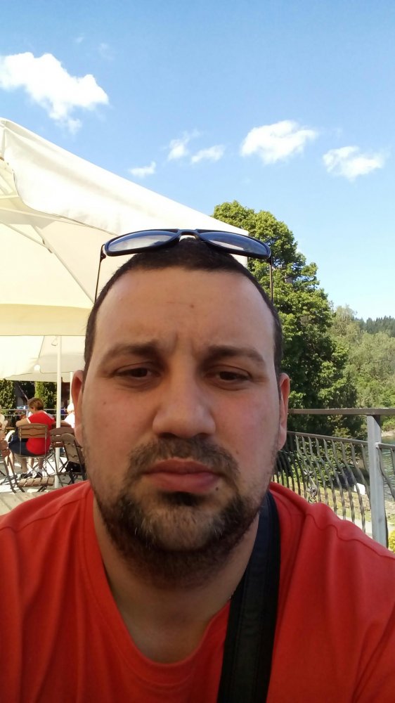 Андрей Слюсаренко