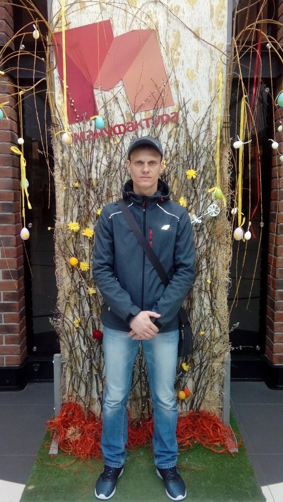 Андрей Лавринов