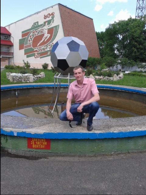 Микола Муштук