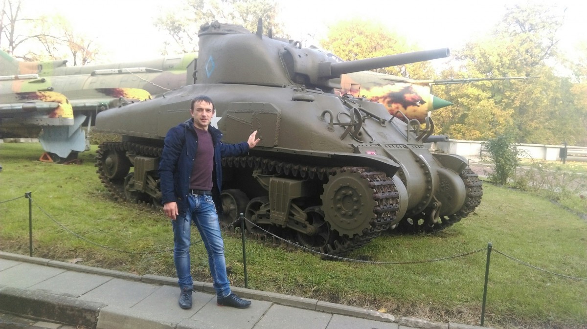 Руслан Курман