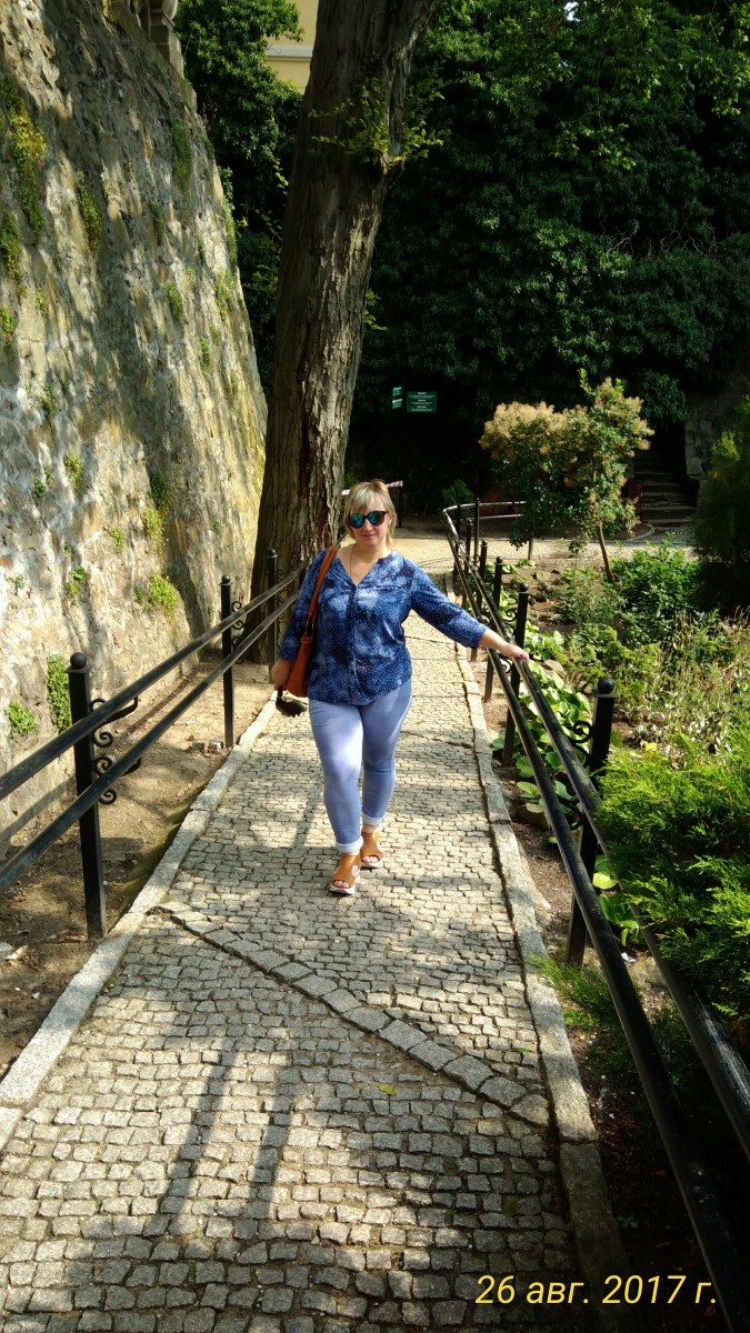 Anna Lupashko