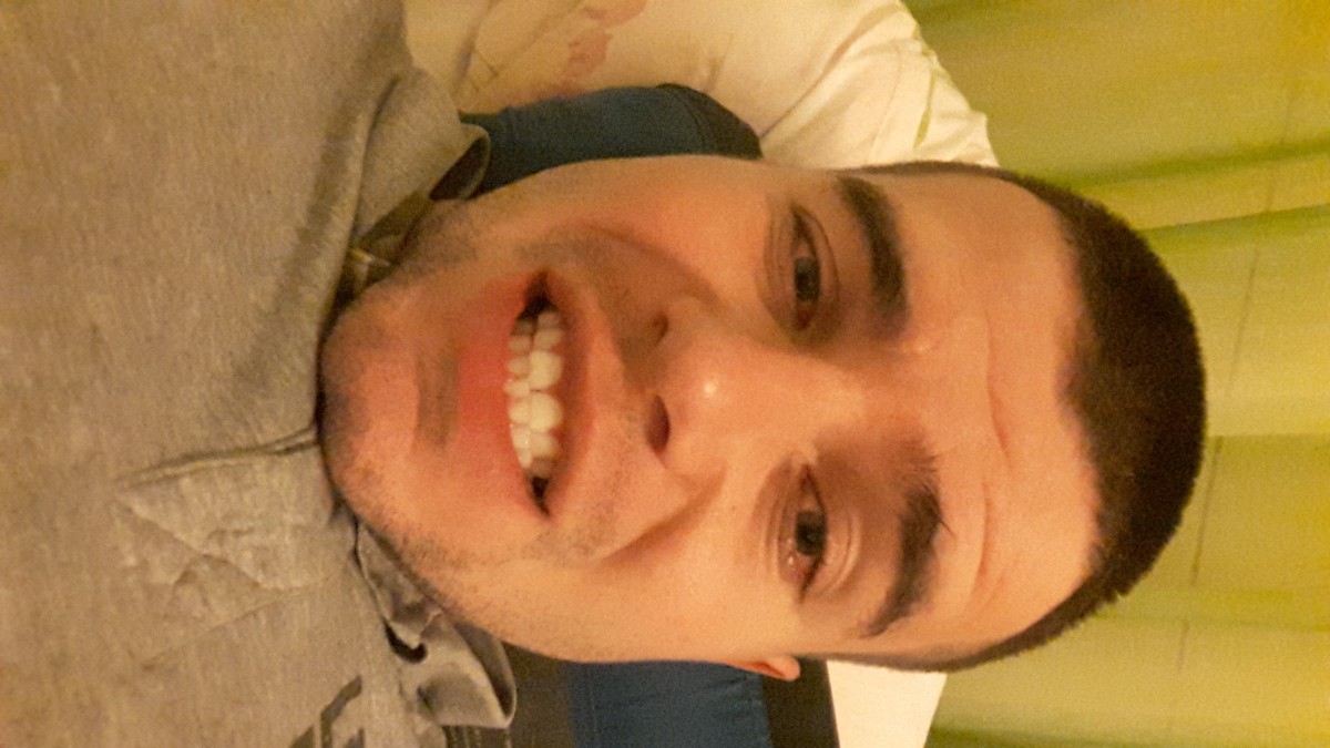 Alex 29 