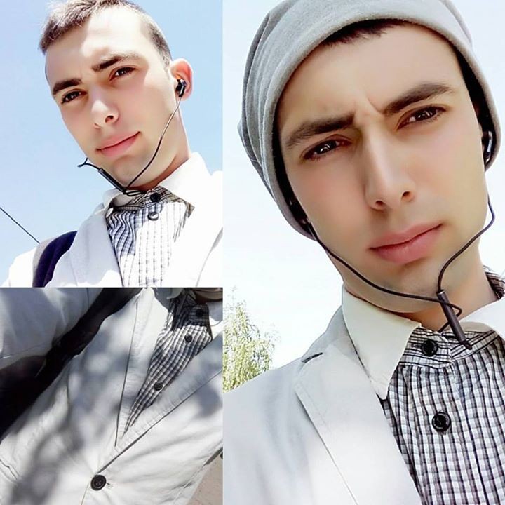 Андрій Хазінс