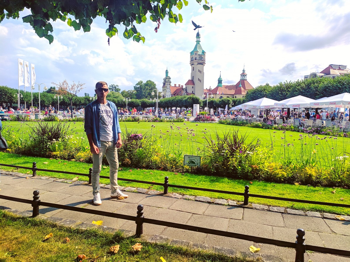 Петро F