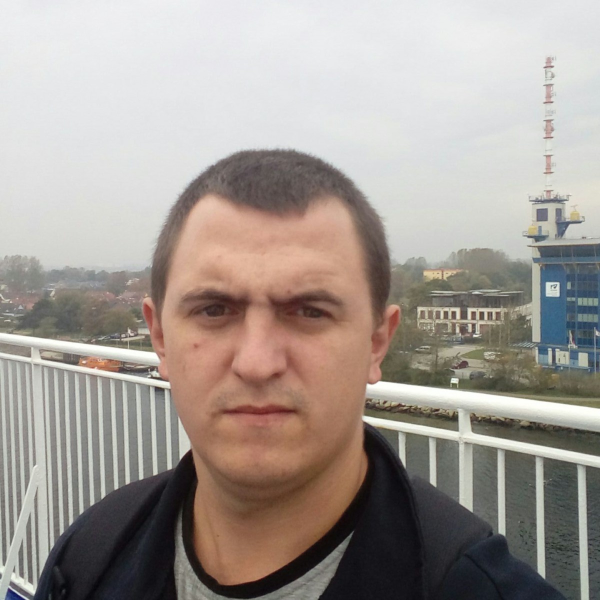 Юрий Янченко