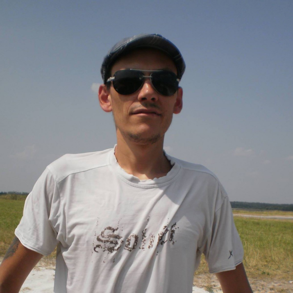 Yarik  Yarik