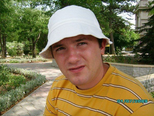 Максим Кот