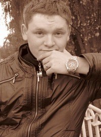 Артур Глазков