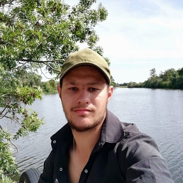 Олег Суюнов