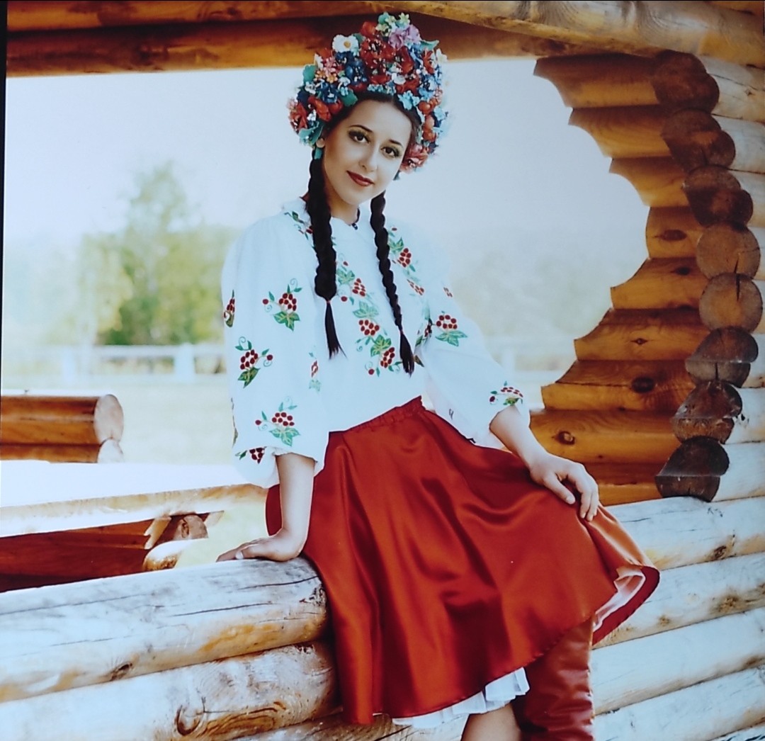 Анна  Хуторна 