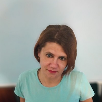 Олена Гузар