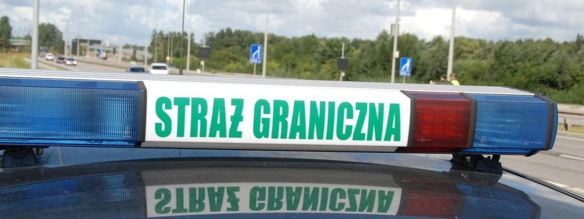 Напихал в “Мазду” 10 человек: еще один украинец попался в Польше на перевозке нелегалов