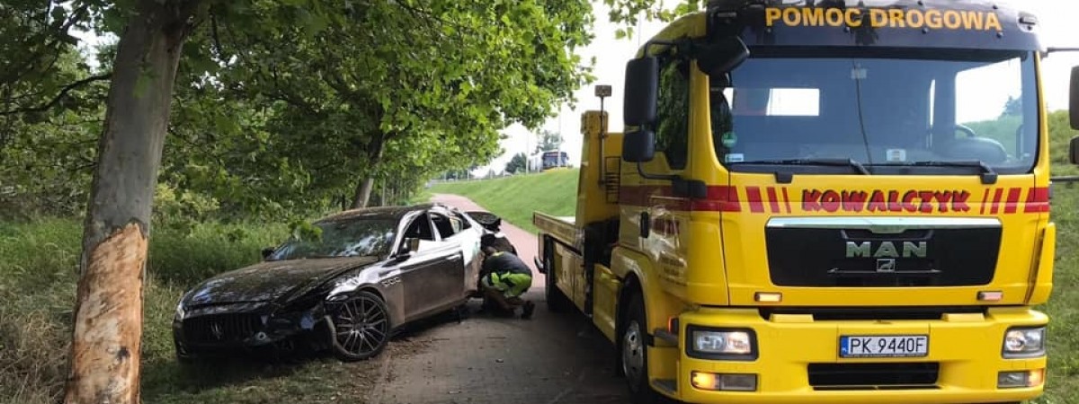 У Польщі молодий українець розбив Maserati: є постраждалі 