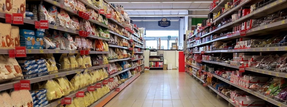 Як працюватимуть найбільші магазини в Польщі перед Різдвом і на Новий рік