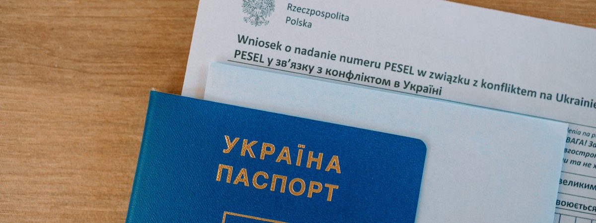 Карта побиту чи PESEL зі статусом UKR: що обрати і яка між ними різниця