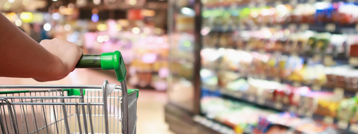 Безплатно не дають, але де в Польщі купувати продукти найдешевше?