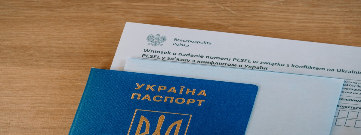 Біженці з України в Польщі тепер повинні обов'язково мати номер PESEL 