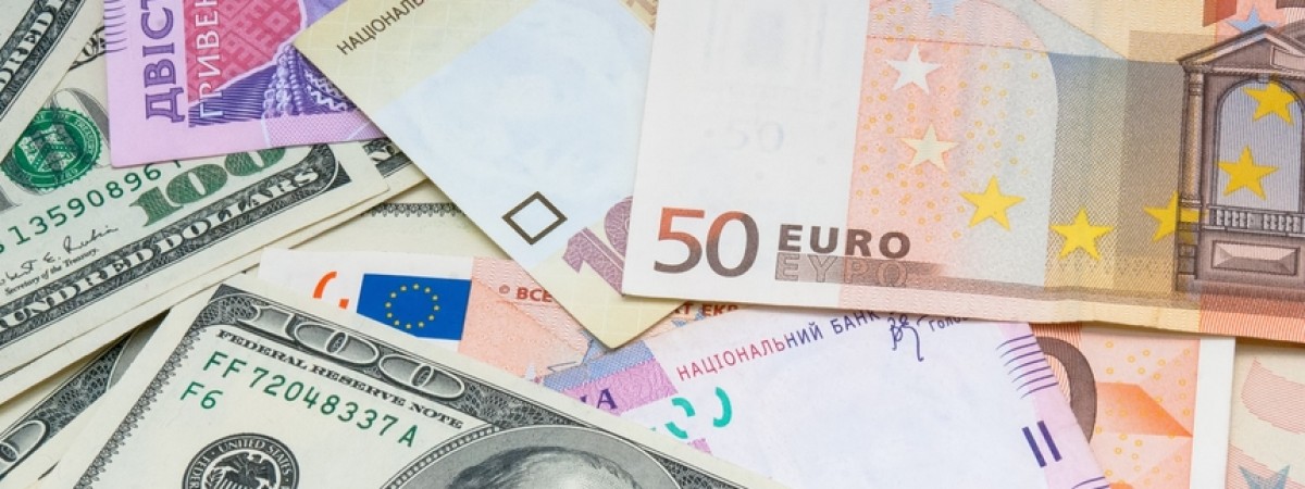 Перевезення готівки через кордон України: скільки можна, які документи треба й інші нюанси