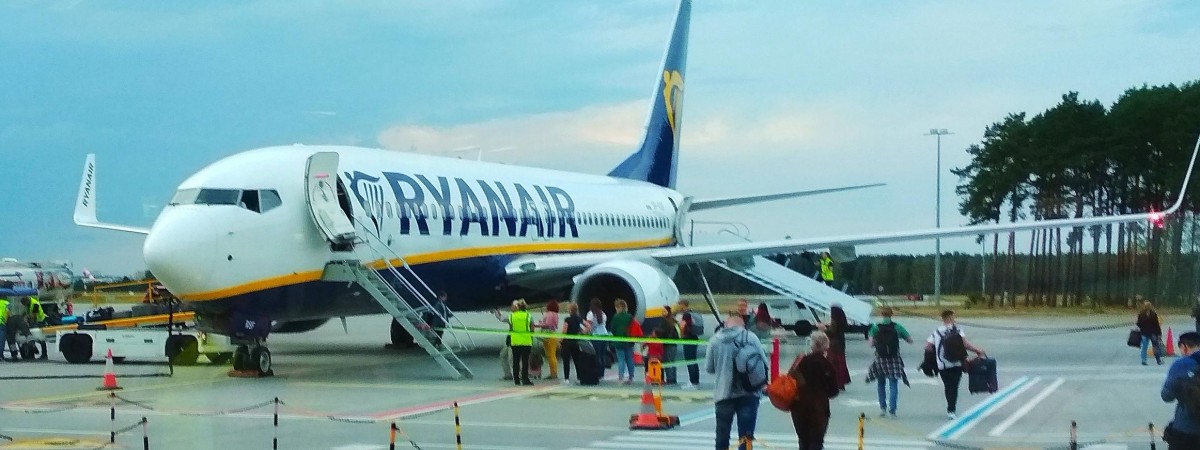 Літаком з Польщі в Україну за 19 зл у червні. Подаємо рейси і дати