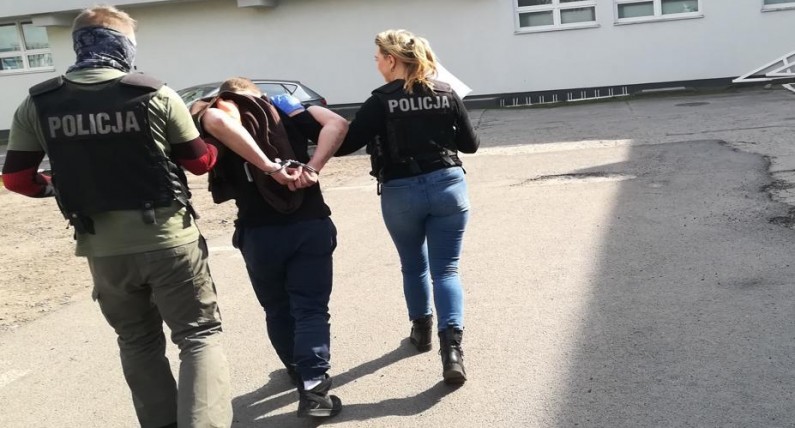 В Польше из-за кофе попался еще один молодчик, который бил иностранцев с криками "J**ć Ukraińców"