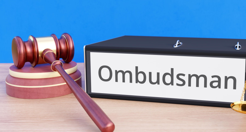 Польський омбудсмен повторно звернувся до МВС через легалізацію українців